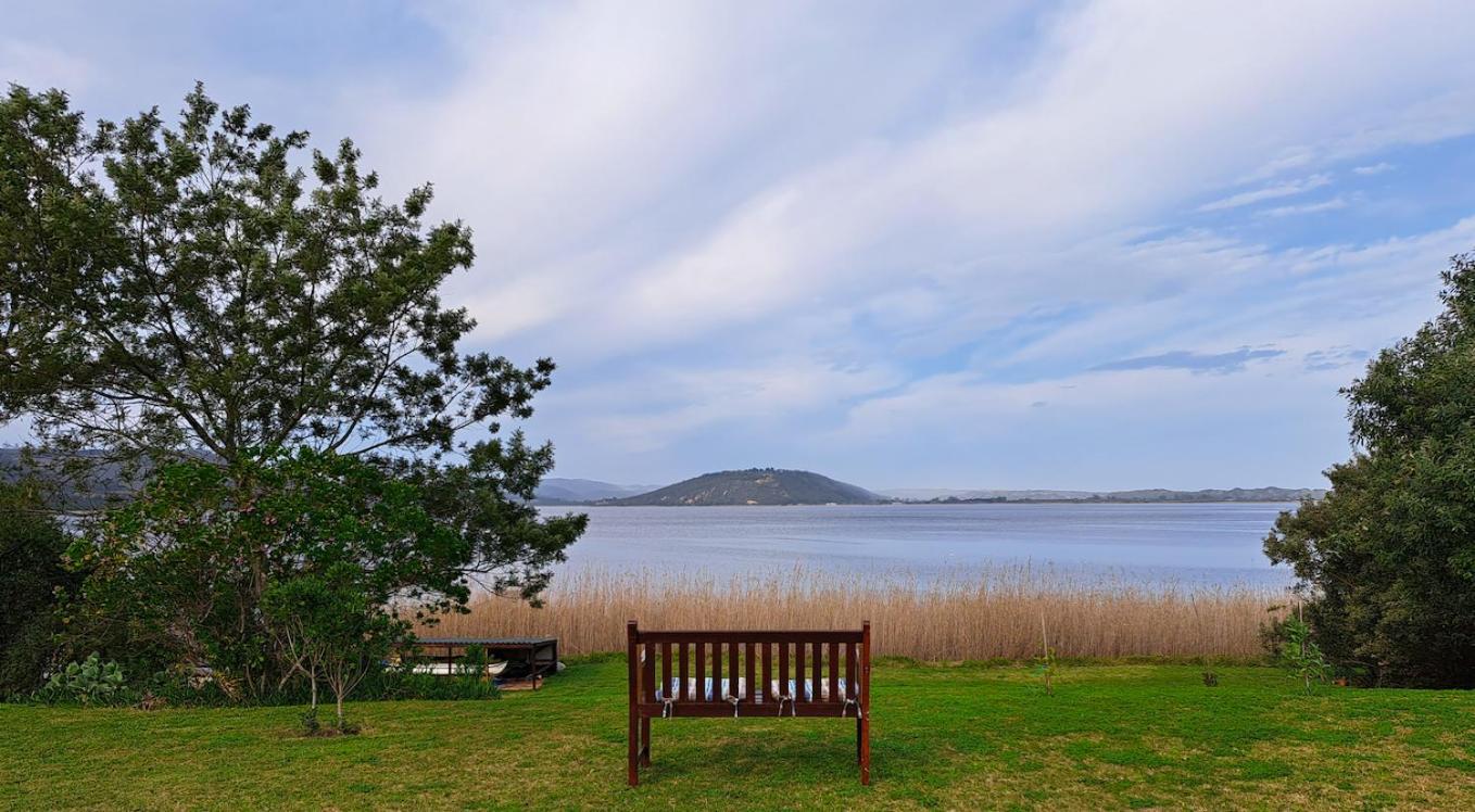 Kairos On The Lake, Swartvlei Lake, Sedgfield, Garden Route セッジフィールド エクステリア 写真